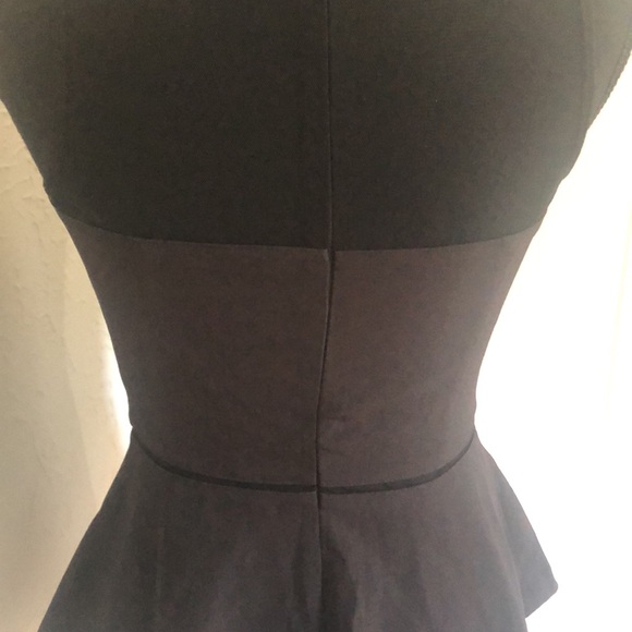 Ladies NWT Dynamite Sleeveless Peplum Top with Mesh - Size XS - Picture 6 of 8